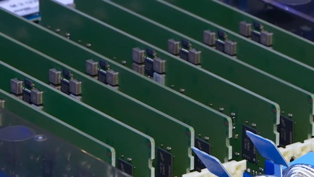 DDR5内存涨价潮下！开XMP就够了吗？小白也能懂的DDR5内存优化技巧