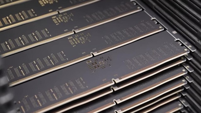 GDDR7速度飙到48Gb/s！SK海力士这波究竟突破了什么物理极限？AI正从“堆算力”走向“堆带宽”？